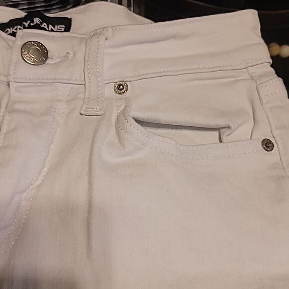 DKNY White Jean Shorts Size 4 - Picture 3 of 7